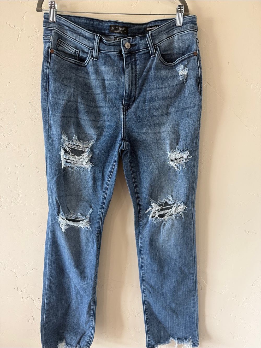 Judy Blue Distressed Mid Wash Ripped Jeans